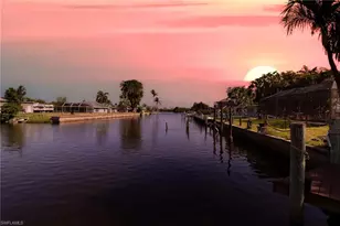 147 Coral Dr, Fort Myers, FL 33905 - Photo 2