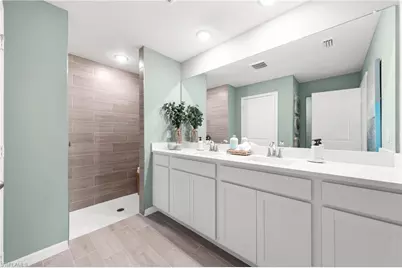 1329 NE 15th Ter, Cape Coral, FL 33909 - Photo 10