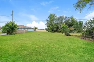 2044 NE 20th Terrace, Cape Coral, FL 33909 - Photo 14