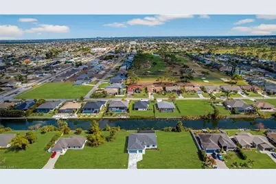 1625 SW 15th Pl, Cape Coral, FL 33991 - Photo 36