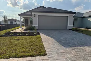 1024 Caloosa Breeze Dr, Labelle, FL 33935 - Photo 1