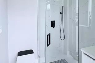 213 Kismet Pkwy E, Cape Coral, FL 33909 - Photo 18