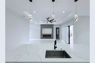 213 Kismet Pkwy E, Cape Coral, FL 33909 - Photo 4