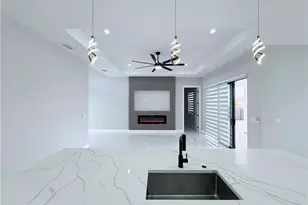 213 Kismet Pkwy E, Cape Coral, FL 33909 - Photo 4