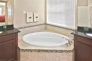 2640 Maraval Ct, Cape Coral, FL 33991 - Photo 24