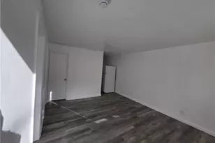 3033 2nd St, Fort Myers, FL 33916 - Photo 4