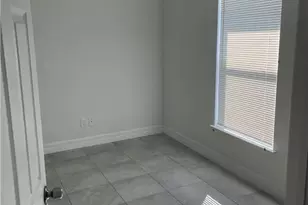 1114 Capetown Ave, Lehigh Acres, FL 33974 - Photo 6