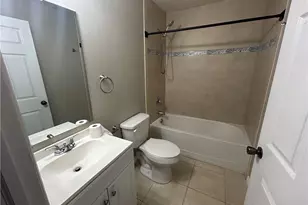 527 SE 6th Pl, Cape Coral, FL 33990 - Photo 12