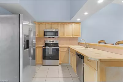 930 SW 37th Ln, Cape Coral, FL 33914 - Photo 20