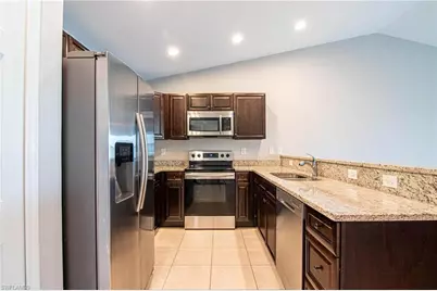 723 SW 40th Ter, Cape Coral, FL 33914 - Photo 6