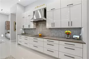 5600 Briarcliff Rd, Fort Myers, FL 33912 - Photo 12