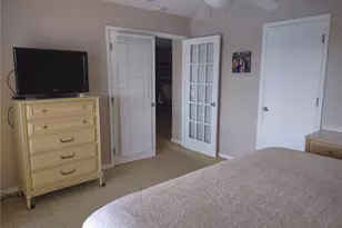 4417 Country Club Blvd, Cape Coral, FL 33904 - Photo 8