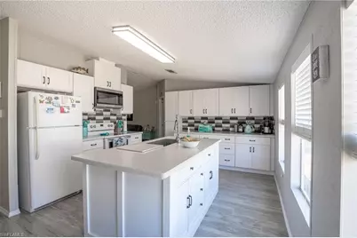 1572 Joshua Blvd, Clewiston, FL 33440 - Photo 6