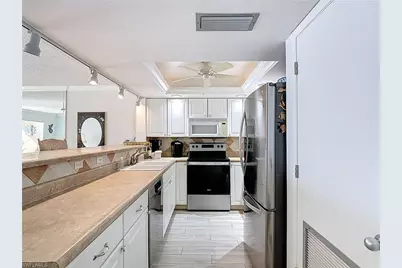 400 Lenell Rd #107, Fort Myers Beach, FL 33931 - Photo 8