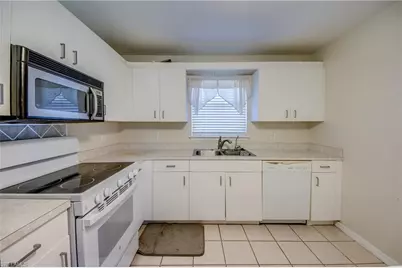 18510 Phlox Dr, Fort Myers, FL 33967 - Photo 16