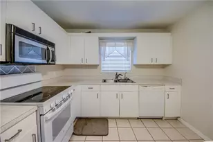 18510 Phlox Dr, Fort Myers, FL 33967 - Photo 16