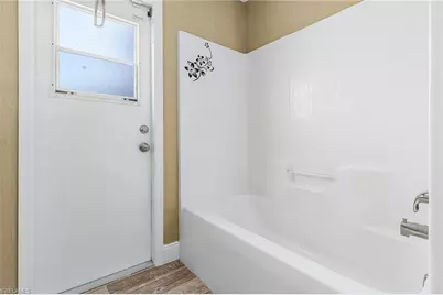 2601 SE 4th Ave, Cape Coral, FL 33904 - Photo 20