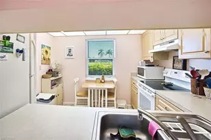 6102 Augusta Dr, Fort Myers, FL 33907 - Photo 10