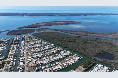 3900 Royal Palm Dr, Saint James City, FL 33956 - Photo 16