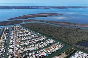 3900 Royal Palm Dr, Saint James City, FL 33956 - Photo 16