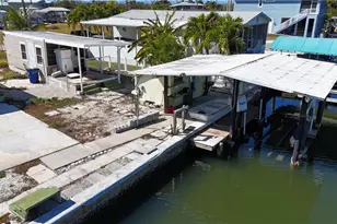 3900 Royal Palm Dr, Saint James City, FL 33956 - Photo 4