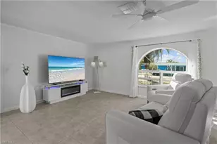 105 SE 44th Terrace, Cape Coral, FL 33904 - Photo 4