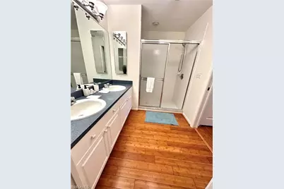 915 SW 1st Ter, Cape Coral, FL 33991 - Photo 6