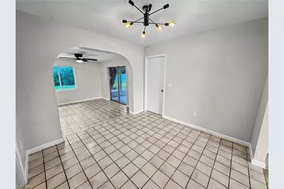 206 SE 46th Ter, Cape Coral, FL 33904 - Photo 10