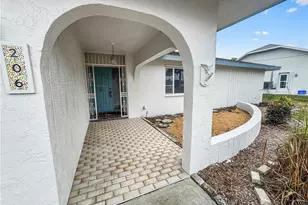 206 SE 46th Ter, Cape Coral, FL 33904 - Photo 4