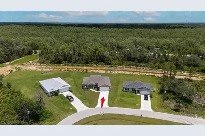 437 Mercedes Ct, Lehigh Acres, FL 33972 - Photo 34