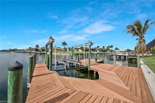 2724 Gleason Pkwy, Cape Coral, FL 33914 - Photo 40