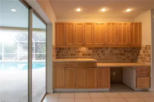 604 SW 20th Terrace, Cape Coral, FL 33991 - Photo 8