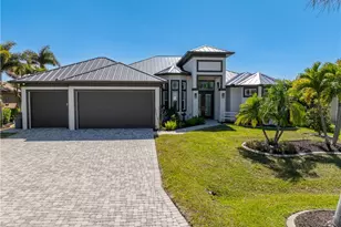 1914 SE 21st St, Cape Coral, FL 33990 - Photo 2