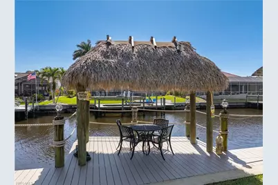 1914 SE 21st St, Cape Coral, FL 33990 - Photo 4