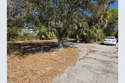8085 Hart Dr, North Fort Myers, FL 33917 - Photo 20