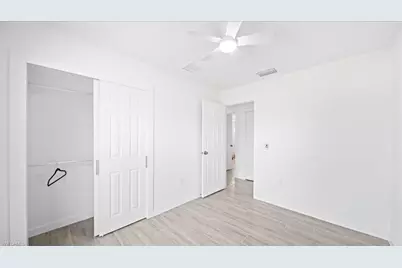 906 Capetown Ave, Lehigh Acres, FL 33974 - Photo 12