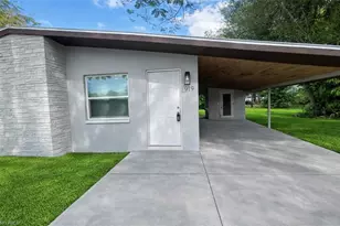 919 Freemont St, Fort Myers, FL 33916 - Photo 2