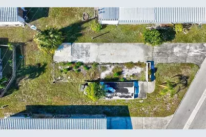 216 Captains Walk, North Fort Myers, FL 33917 - Photo 4