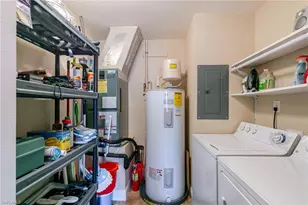 208 Cape Coral Pkwy E, Cape Coral, FL 33904 - Photo 20