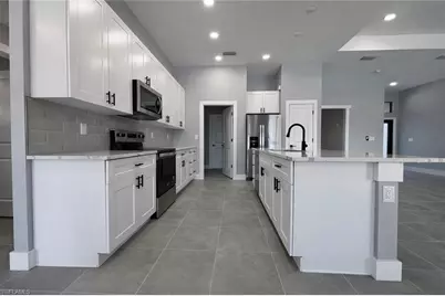 224 SE 13th Ter, Cape Coral, FL 33990 - Photo 6