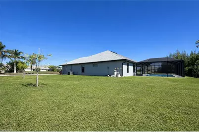 224 SE 13th Ter, Cape Coral, FL 33990 - Photo 30