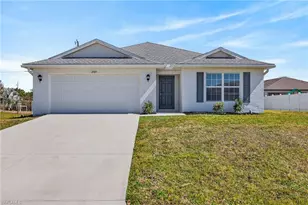 2925 NE 4th Pl, Cape Coral, FL 33909 - Photo 1