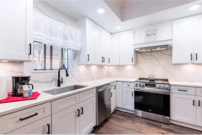 335 Sanctuary Dr, Crystal Beach, FL 34681 - Photo 20