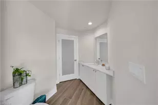 4610 SW 9th Pl, Cape Coral, FL 33914 - Photo 12