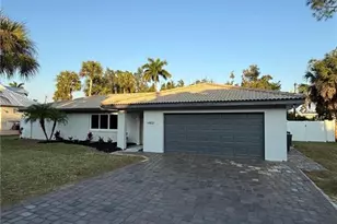 14821 Martin Dr, Fort Myers, FL 33908 - Photo 1