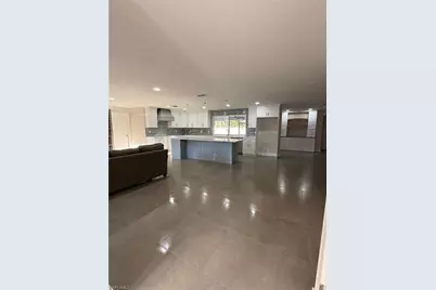 14821 Martin Dr, Fort Myers, FL 33908 - Photo 10