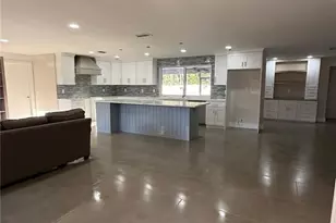 14821 Martin Dr, Fort Myers, FL 33908 - Photo 10