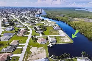 2929 SW 27th St, Cape Coral, FL 33914 - Photo 2