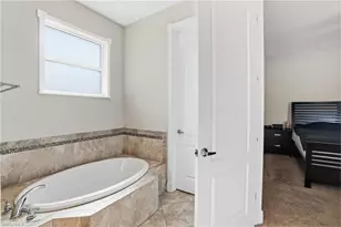 5816 Elizabeth Ann Way, Fort Myers, FL 33912 - Photo 24