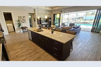 5333 Darby Ct, Cape Coral, FL 33904 - Photo 12